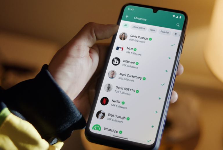 Exploring the Best Features of WhatsApp Web and Telegram Download